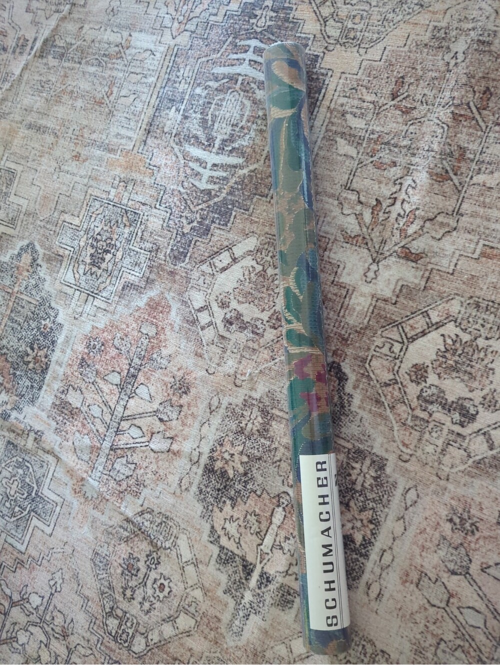 Vintage 1 Roll@ 60.75 Sq. Schumacher Wallcovering Floral - 162340